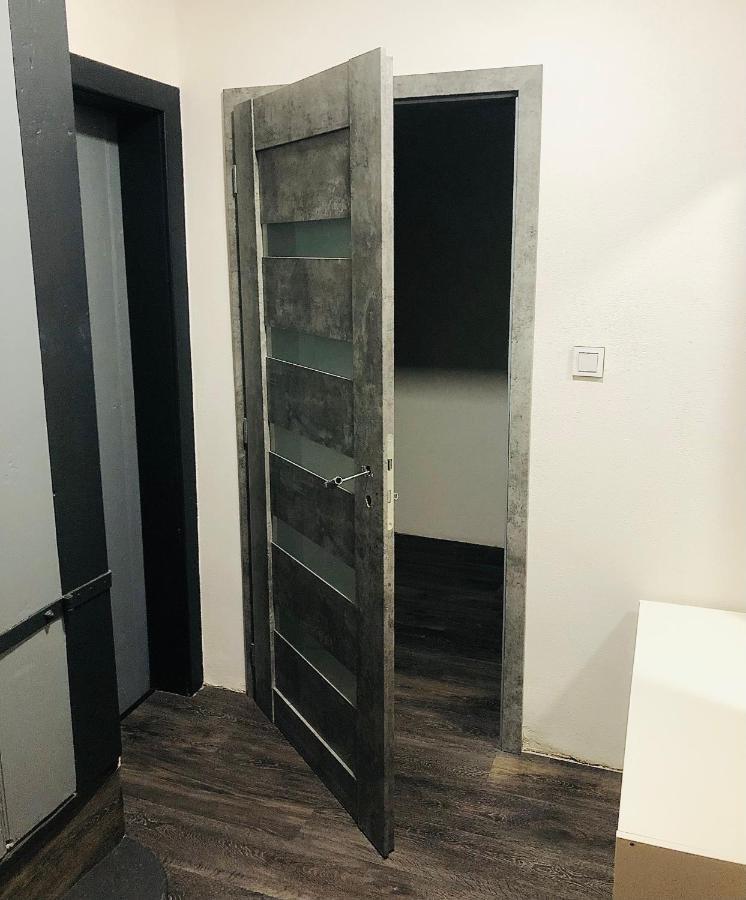 Apartman U Lesa Horsovsky Tyn ภายนอก รูปภาพ